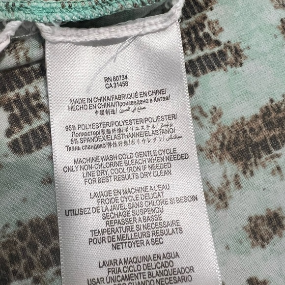 BCBGMAXAZRIA pale green and gray wrap summer short sleeve dress - Picture 13 of 15